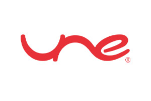 une